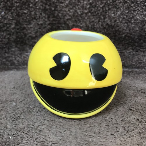 Pac man sculpted - pac,